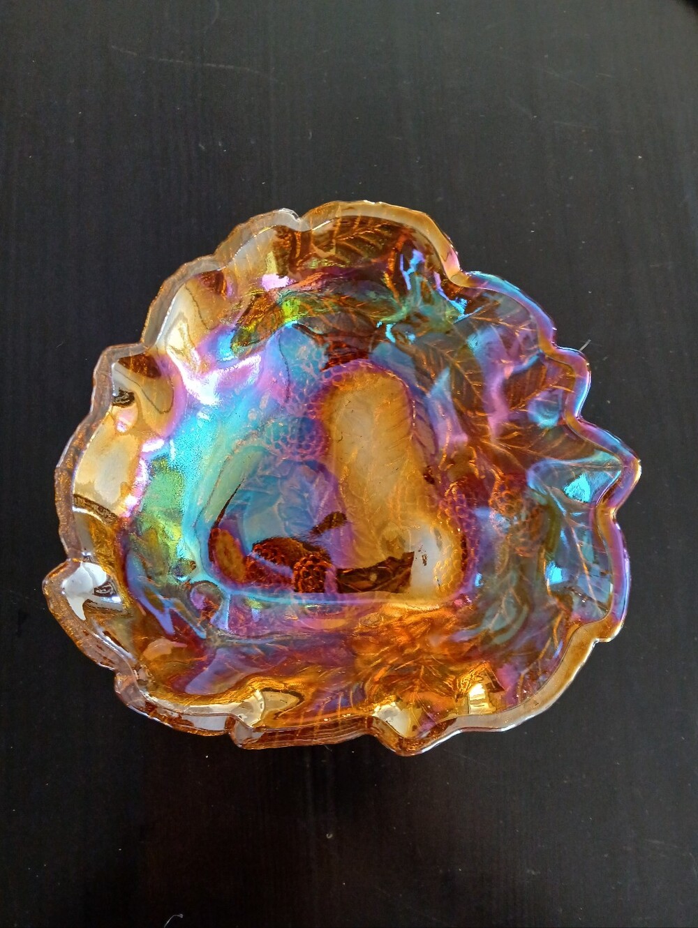 Marigold Iridescent Loganberry Leaf Glass Bowl/Indiana Glass